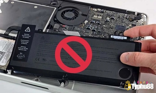 Chỉ nên tự kích pin nếu bạn có kỹ thuật và kiến thức sửa chữa laptop