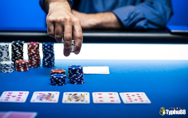 Những sai lầm thường gặp khi thực hiện xử lý bài rác trong Poker là gì?