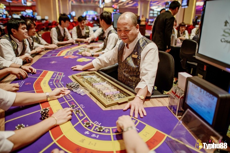 Các casino nổi tiếng và trò chơi phổ biến tại Macau