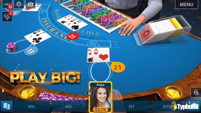 Blackjack tiền thật có nguồn gốc từ Pháp vào thế kỷ 17 với tên gọi "Vingt-et-Un" (Hai mươi mốt)