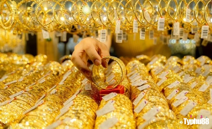 Mơ thấy mình trộ vàng thể hiện cho sự thiếu thốn trong cuộc sống của bạn