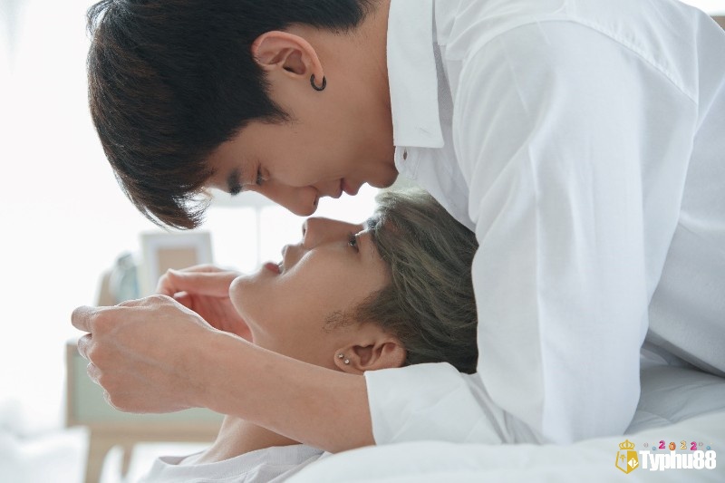 Mơ hôn người lạ cùng giới cảnh báo về mối quan hệ tiêu cực
