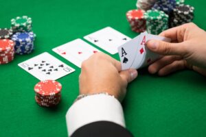 SPR là gì trong poker? Chỉ số giúp bạn làm chủ bàn cược