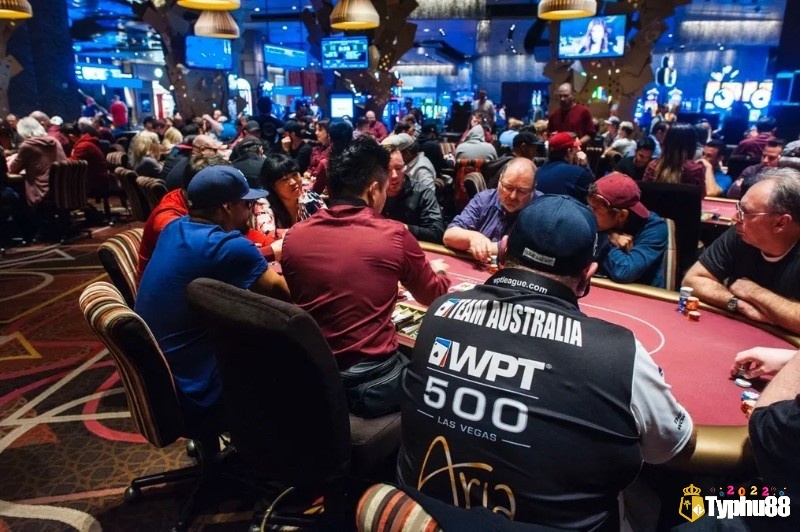 Lắng nghe kinh nghiệm từ cao thủ giúp người mới tránh hiểu lầm và phát triển nhanh hơn.