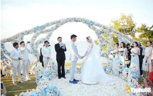 Mơ thấy đám hỏi với người yêu cũ thể hiện cho cảm xúc còn vương vấn của bạn