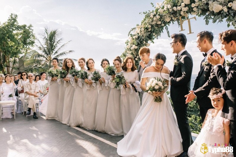 Giấc mơ thấy đi dự đám cưới là điềm báo về niềm vui và sự tích cực trong cuộc sống của bạn