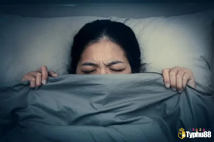 Giấc mơ thấy người yêu bị bệnh là điềm báo sự lo lắng và nỗi sợ mất mát trong bạn