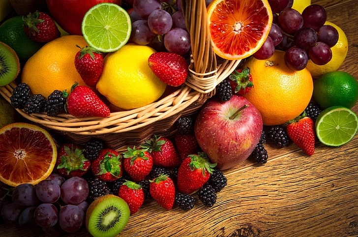 Mơ thấy trái cây đánh con gì? Điềm báo và con số may mắn
